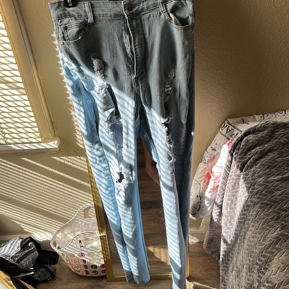 High-Waisted Jean with Rips - Picture 2 of 3